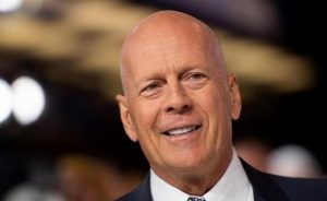 Ator famoso Bruce Willis muito conhecido nos filmes de ação